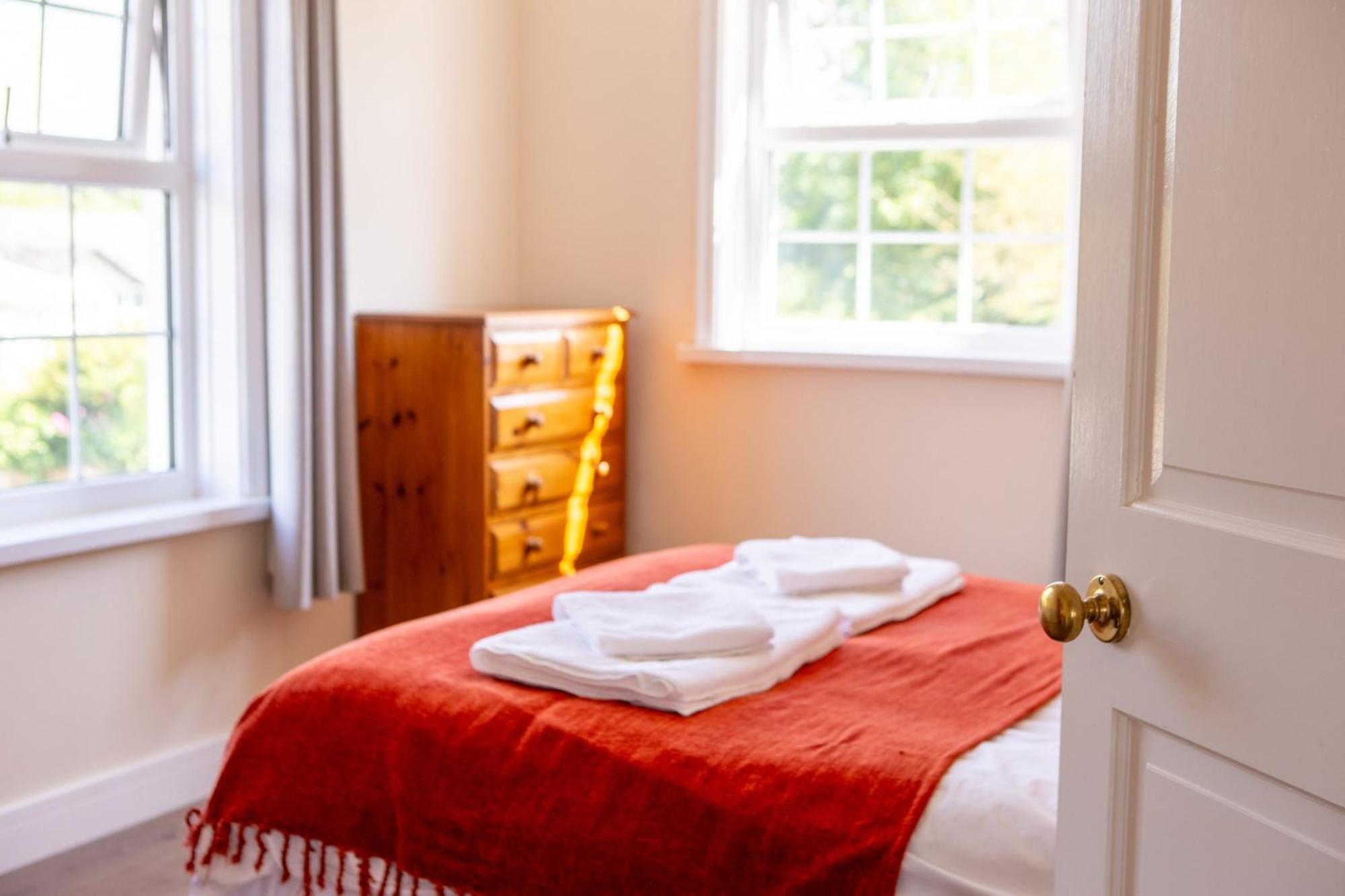 Stunning 6 Bedroom Cottage Near Cornish Coast Bude Eksteriør billede