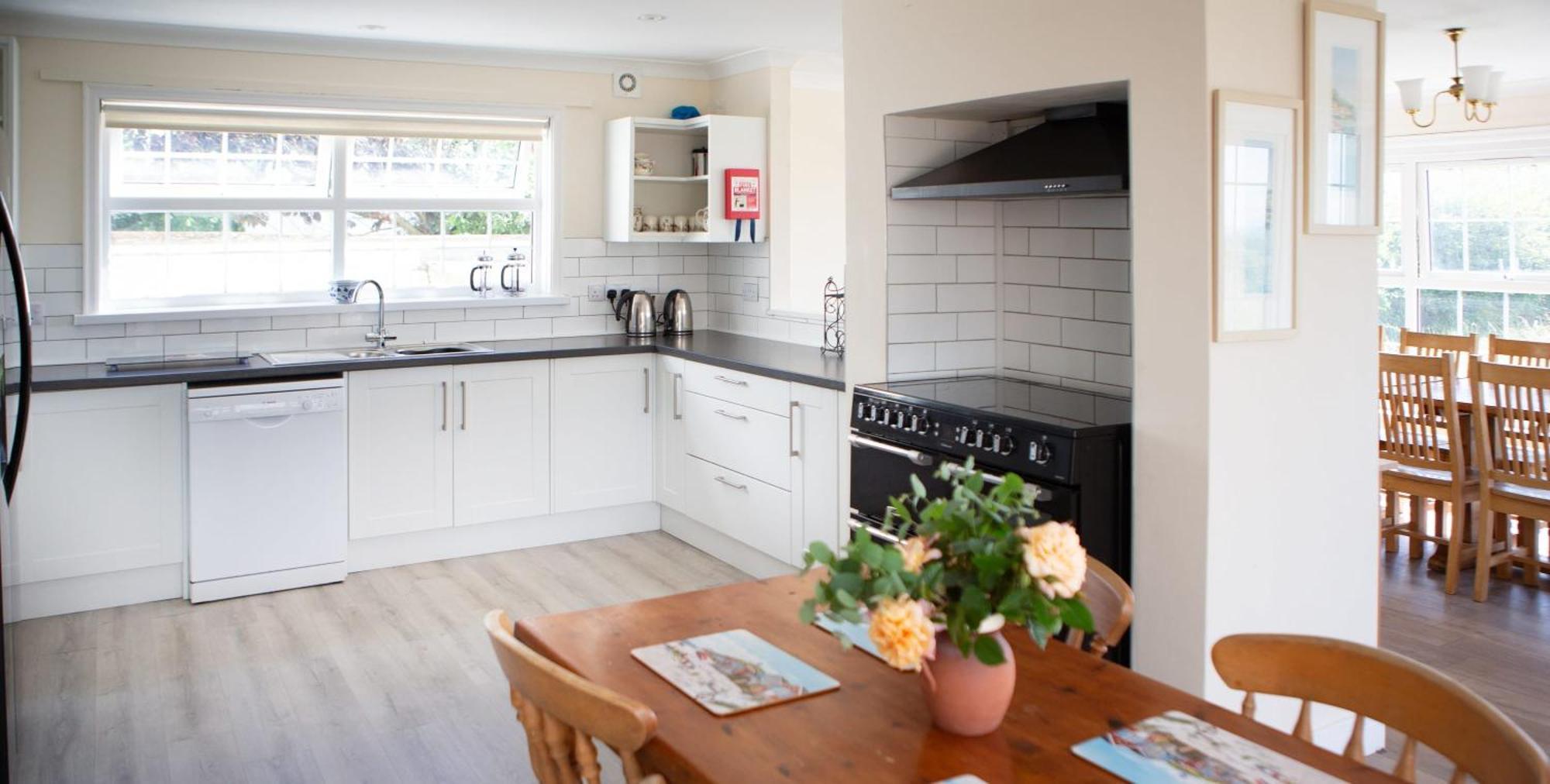Stunning 6 Bedroom Cottage Near Cornish Coast Bude Eksteriør billede
