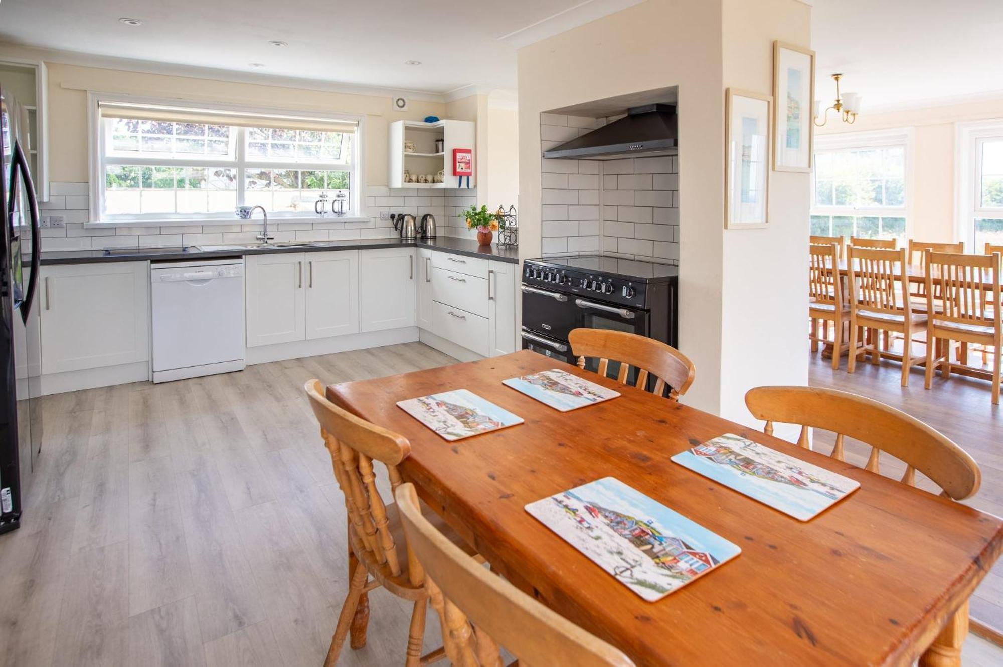 Stunning 6 Bedroom Cottage Near Cornish Coast Bude Eksteriør billede
