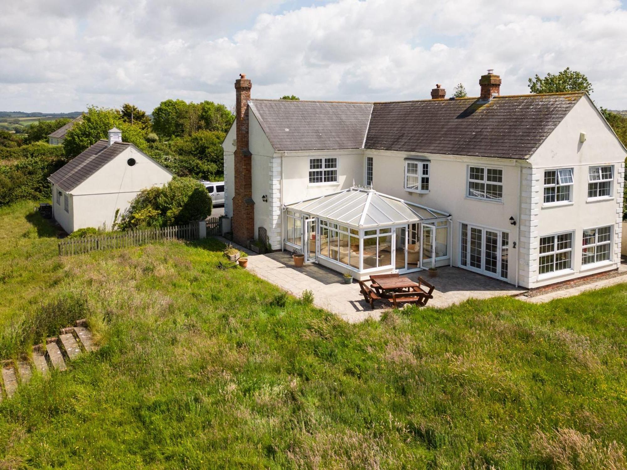 Stunning 6 Bedroom Cottage Near Cornish Coast Bude Eksteriør billede