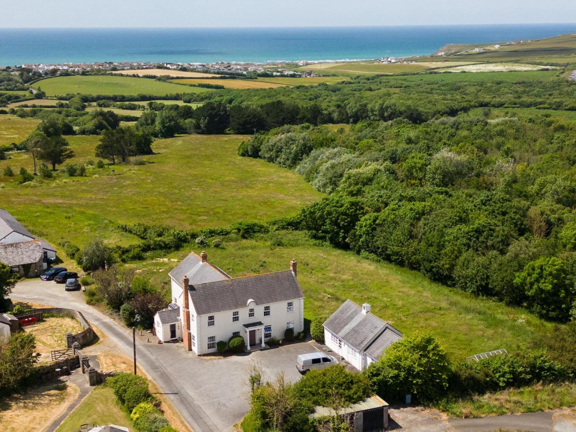 Stunning 6 Bedroom Cottage Near Cornish Coast Bude Eksteriør billede